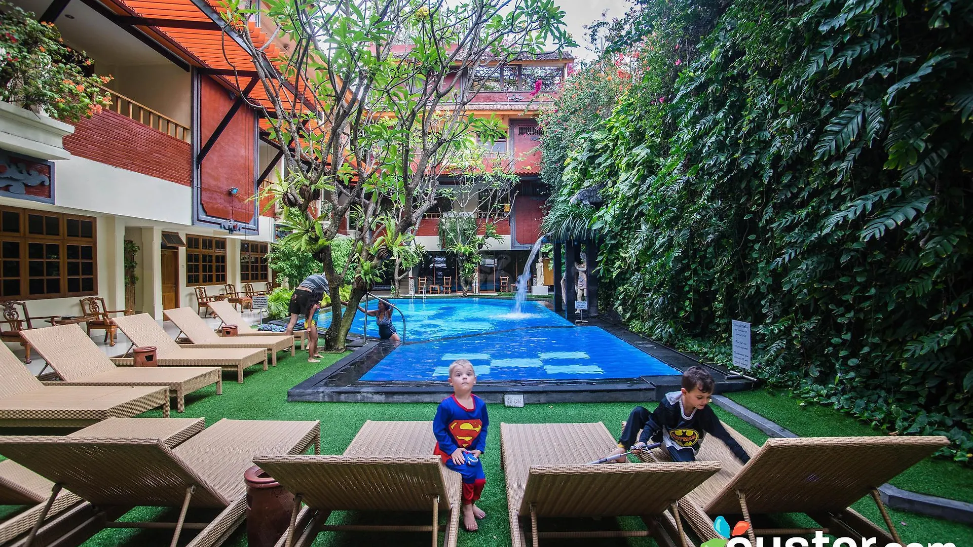 קוטה לומבוק Green Garden Hotel