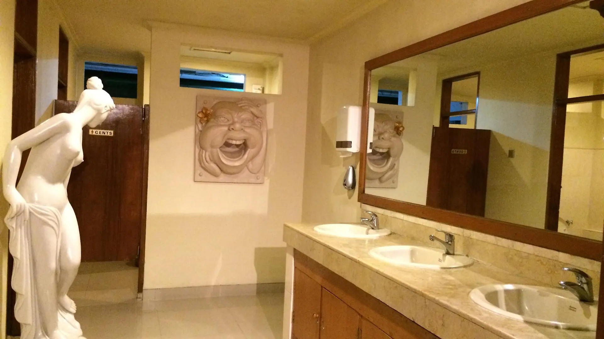קוטה לומבוק Green Garden Hotel 2*, קוטה לומבוק אינדונזיה